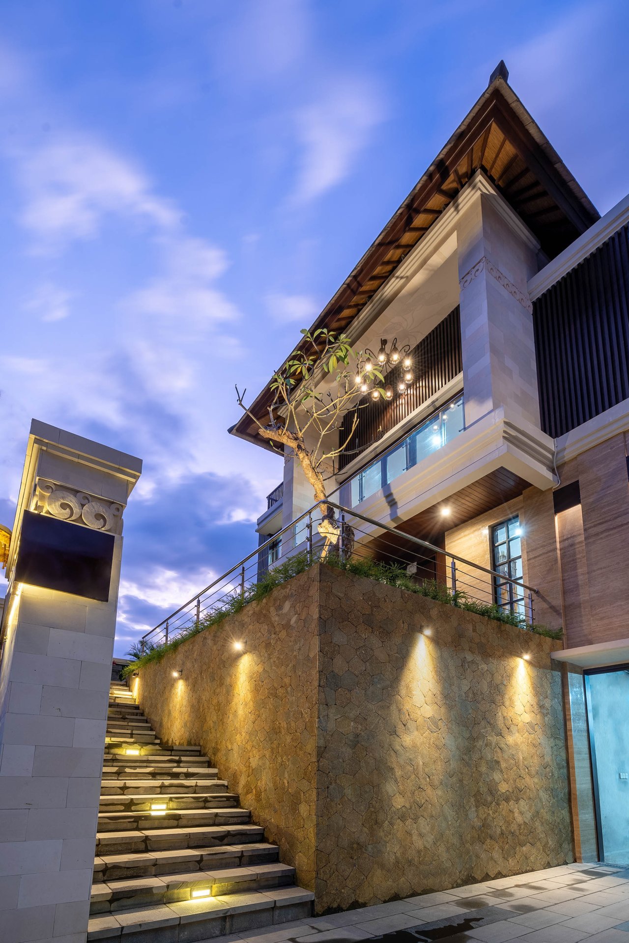 Kantor Emporio Architect 5