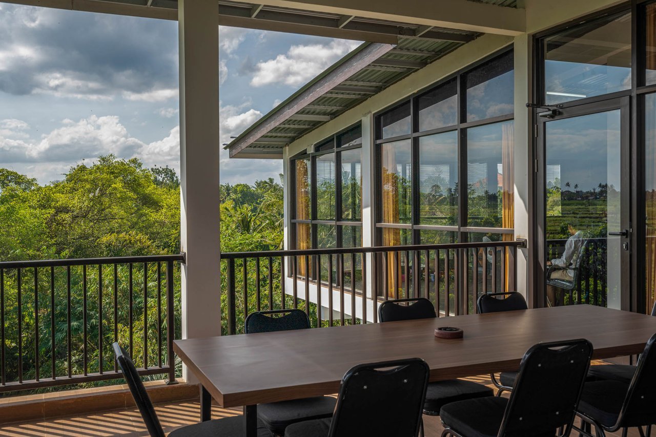 Kantor Emporio Architect 6