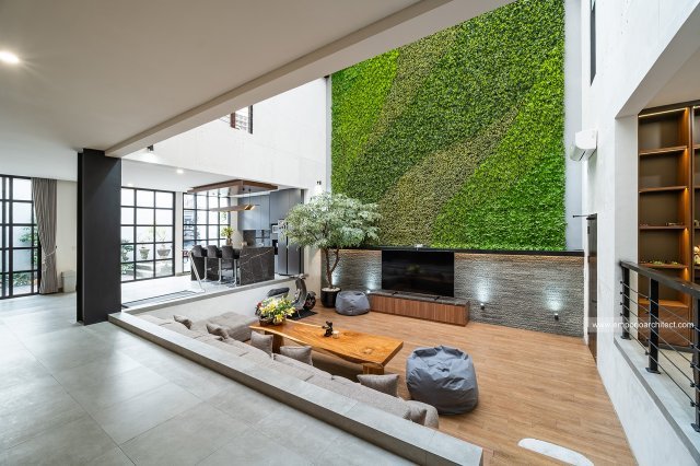 Rumah Ibu DYV di Bali 6
